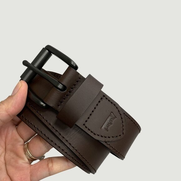 Levi's Other - Levis Men's Size L 38-40 Brown Leather Belt With Black Buckle h1935